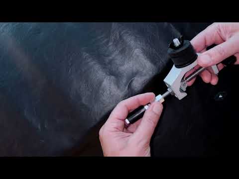 attachéPLUS triangle clip